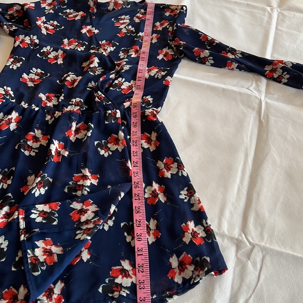WAYF DRESS - Picture 8 of 8